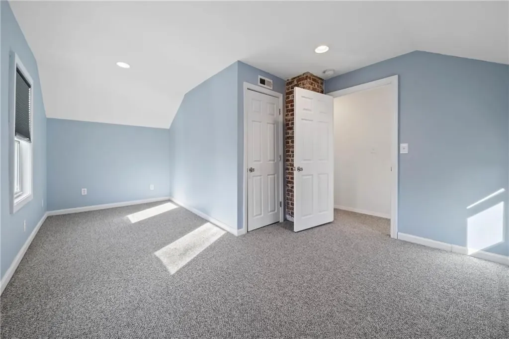 112 Ottawa Avenue Warwick RI 02889