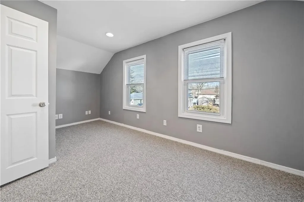 112 Ottawa Avenue Warwick RI 02889