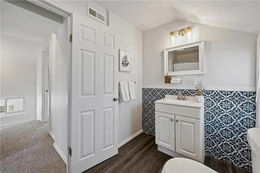 112 Ottawa Avenue Warwick RI 02889