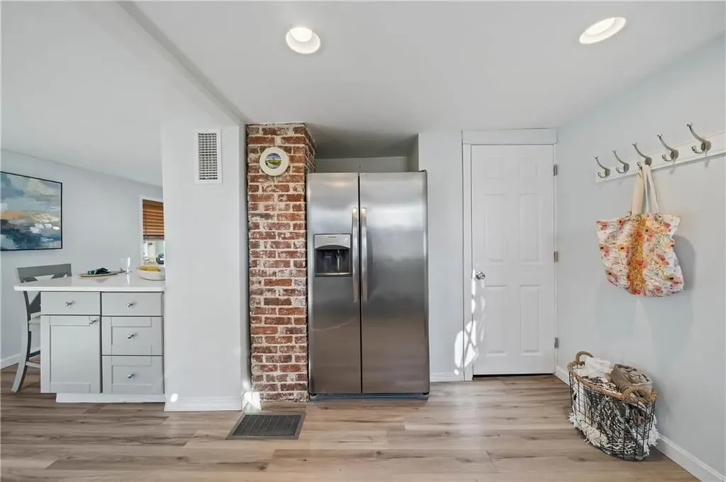112 Ottawa Avenue Warwick RI 02889