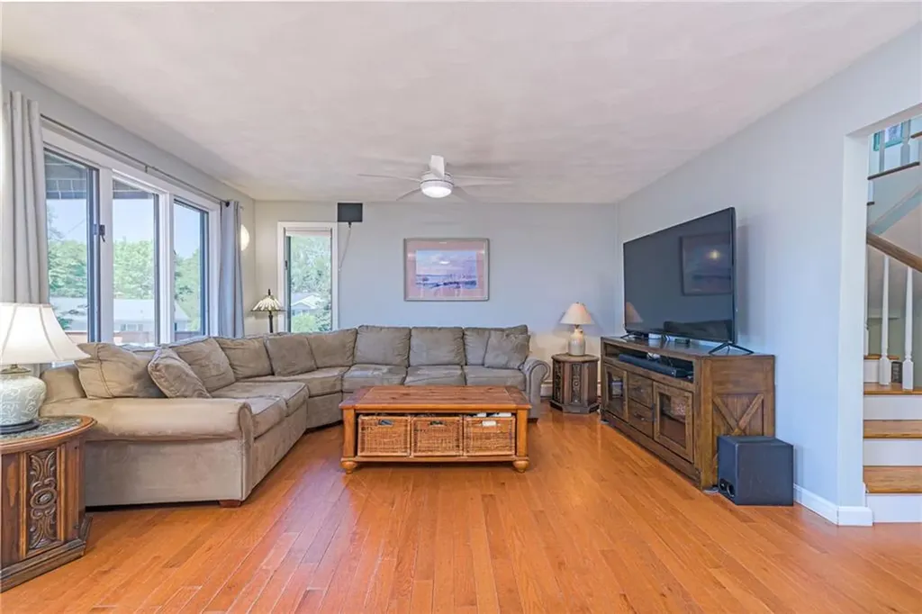 25 Spanker Street Jamestown RI 02835