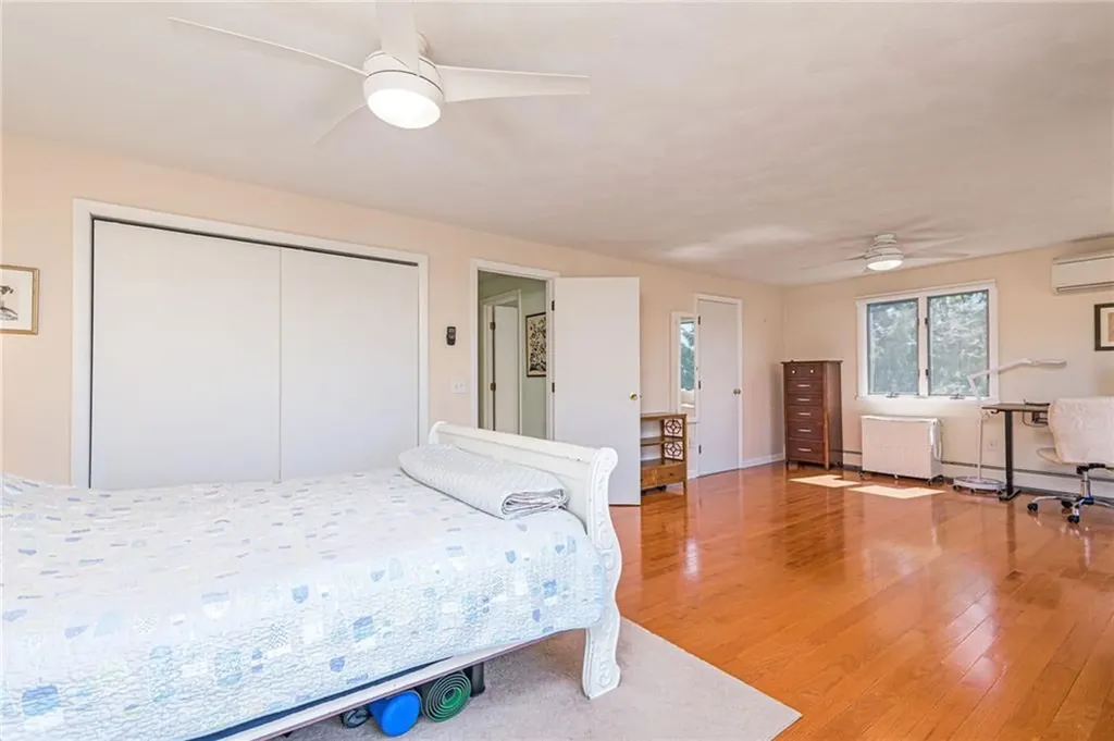 25 Spanker Street Jamestown RI 02835
