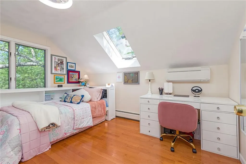 25 Spanker Street Jamestown RI 02835