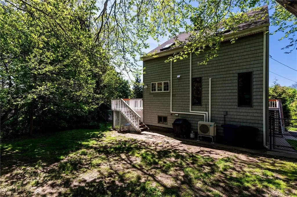 25 Spanker Street Jamestown RI 02835