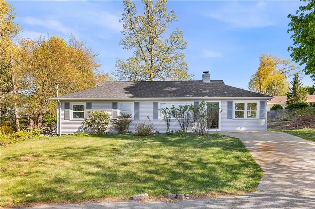 13 Salem Drive North Providence RI 02904