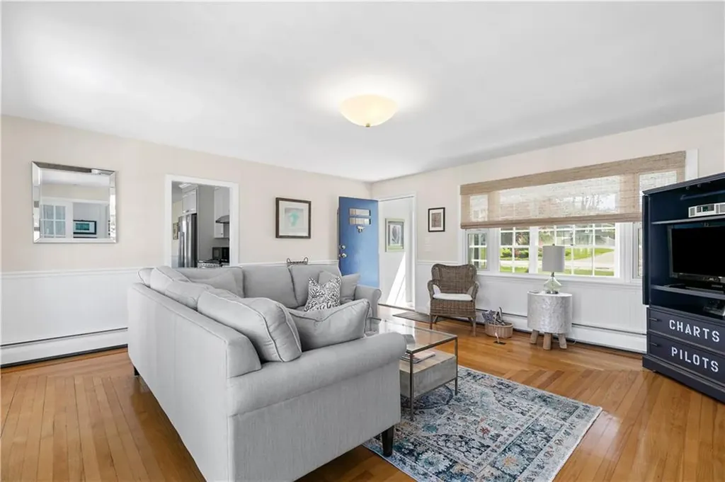 479 Wolcott Avenue Middletown RI 02842