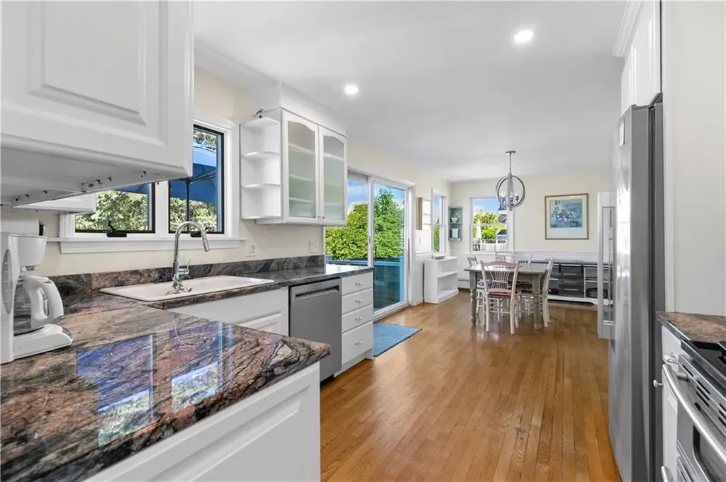 479 Wolcott Avenue Middletown RI 02842