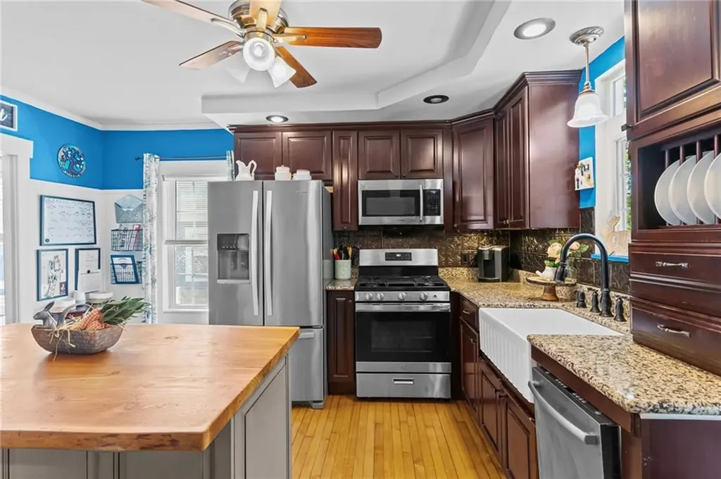 62 Orlo Avenue East Providence RI 02914