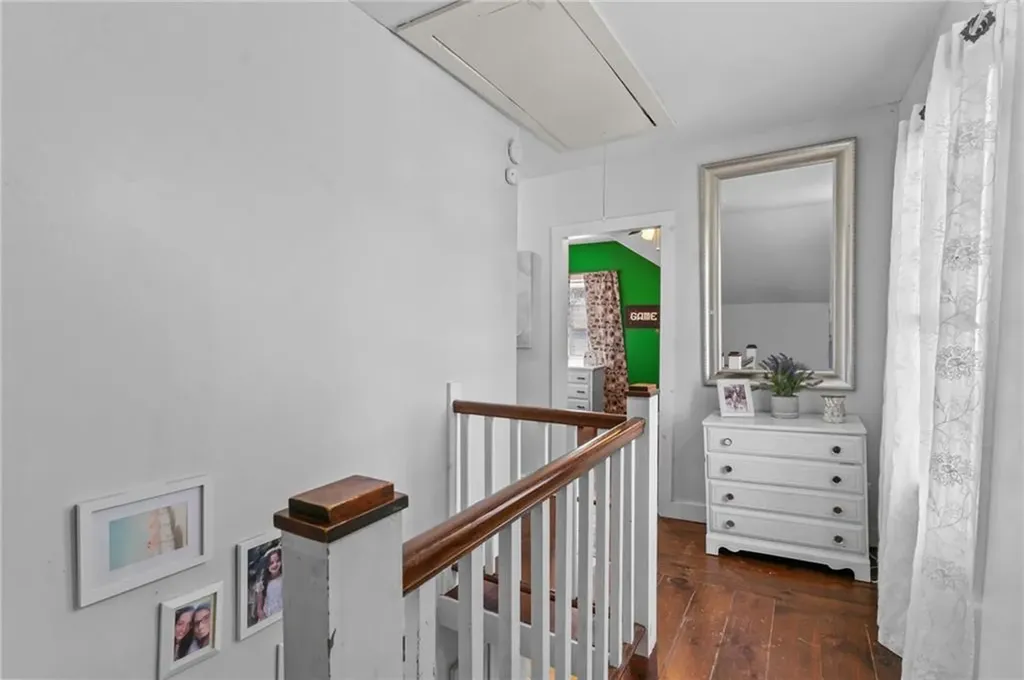 62 Orlo Avenue East Providence RI 02914