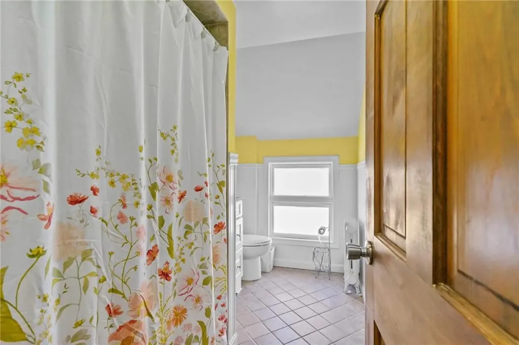62 Orlo Avenue East Providence RI 02914