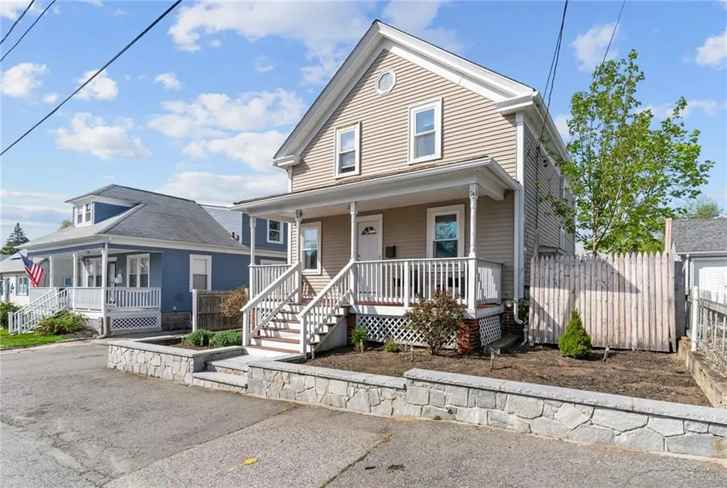 62 Orlo Avenue East Providence RI 02914