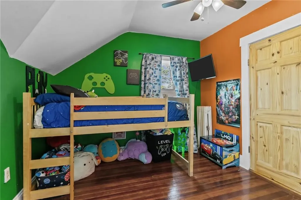 62 Orlo Avenue East Providence RI 02914
