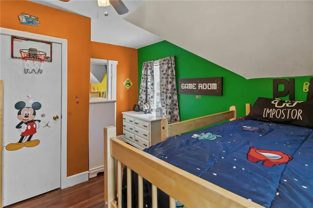 62 Orlo Avenue East Providence RI 02914