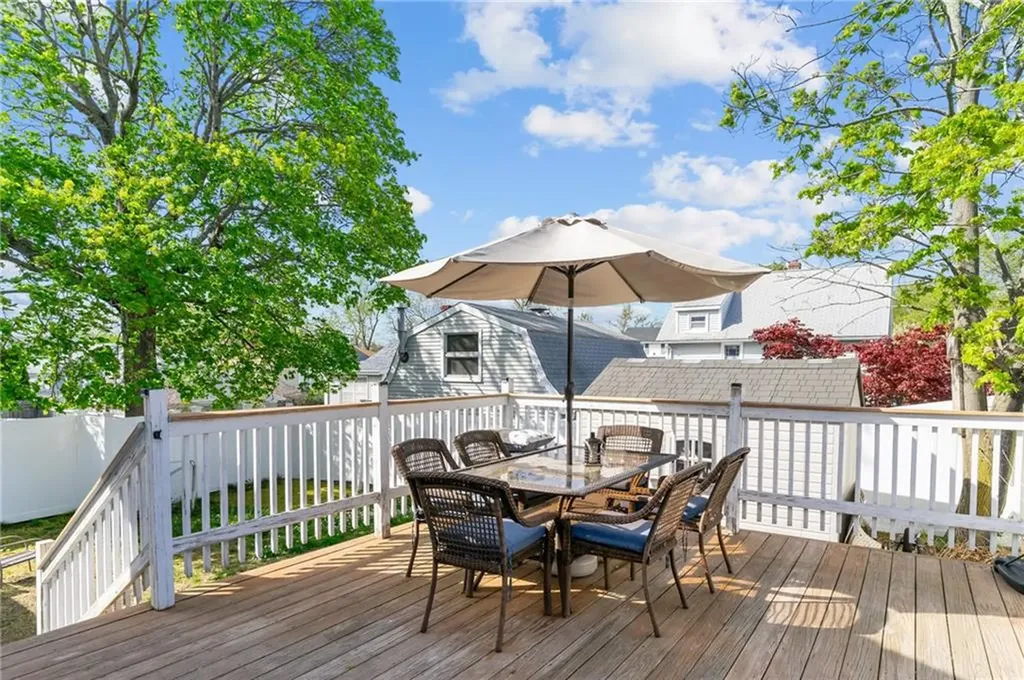 62 Orlo Avenue East Providence RI 02914