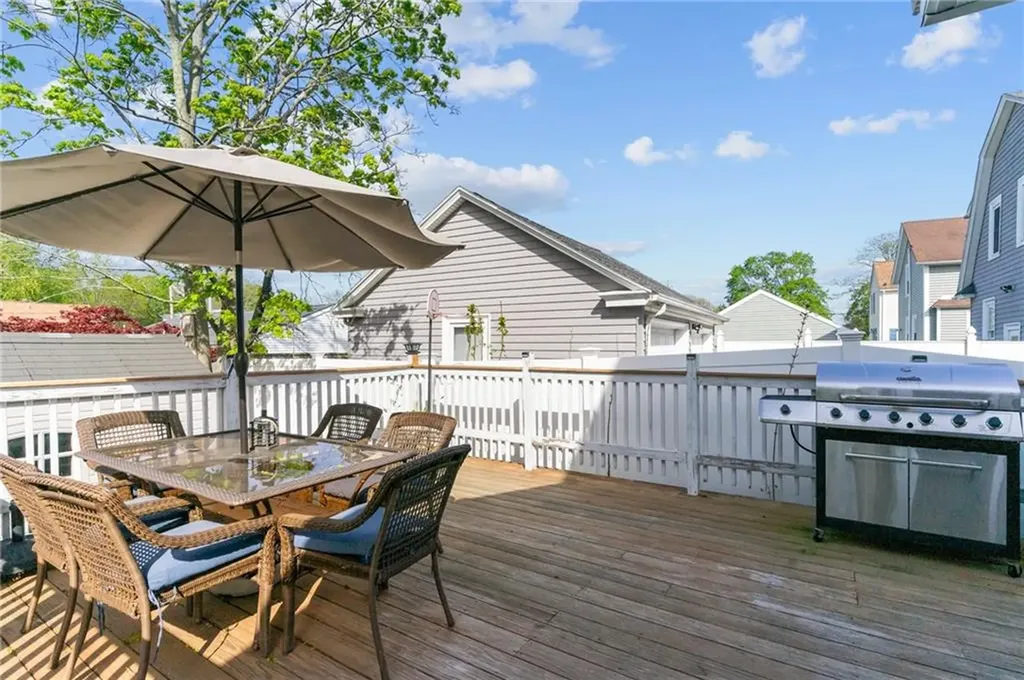 62 Orlo Avenue East Providence RI 02914