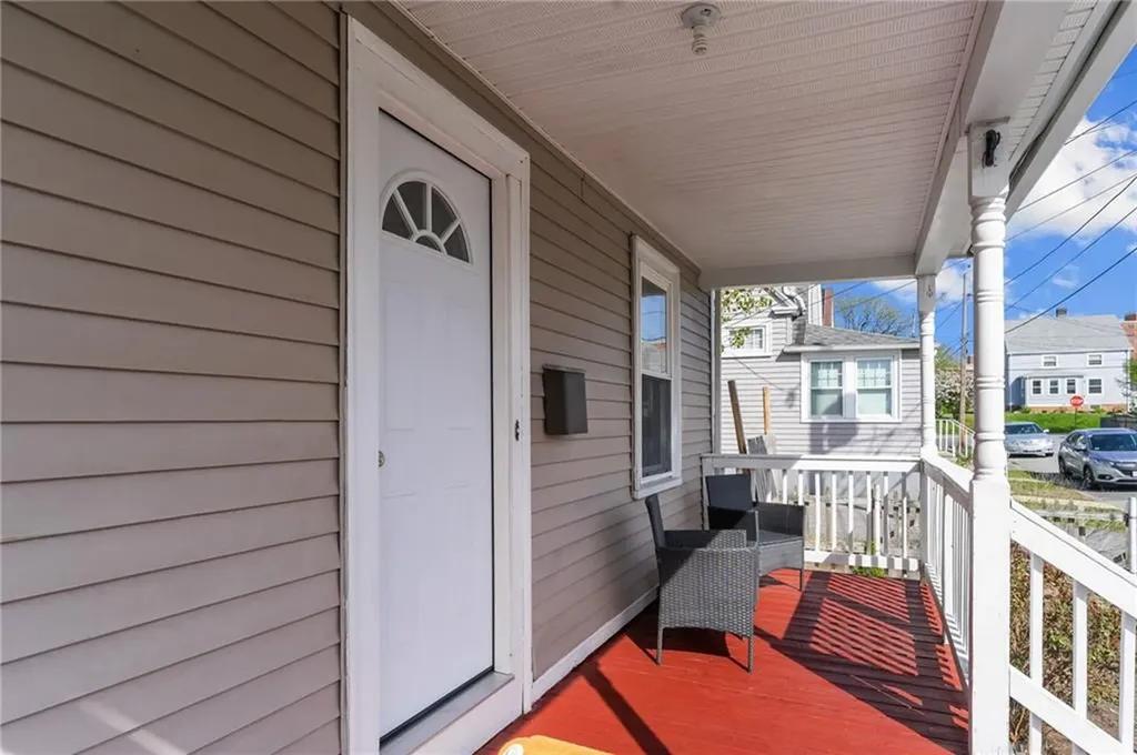 62 Orlo Avenue East Providence RI 02914