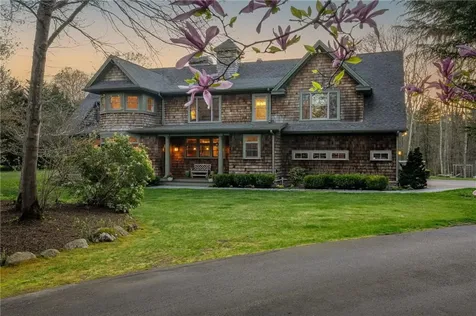 92 Hidden Mere Lane North Kingstown RI 02852