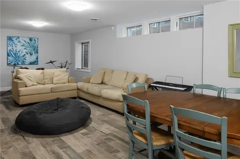 92 Hidden Mere Lane North Kingstown RI 02852