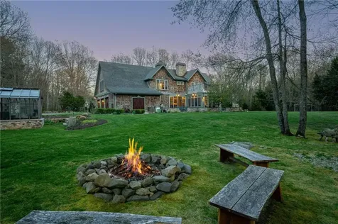 92 Hidden Mere Lane North Kingstown RI 02852