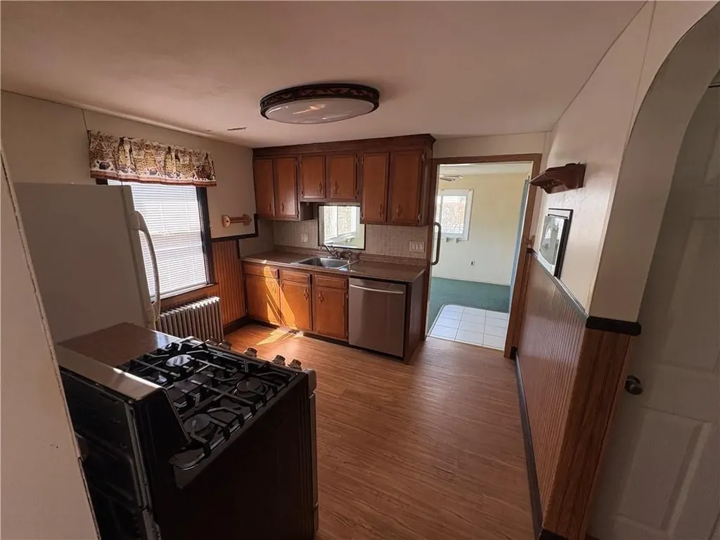 357 Chapmans Avenue Warwick RI 02886