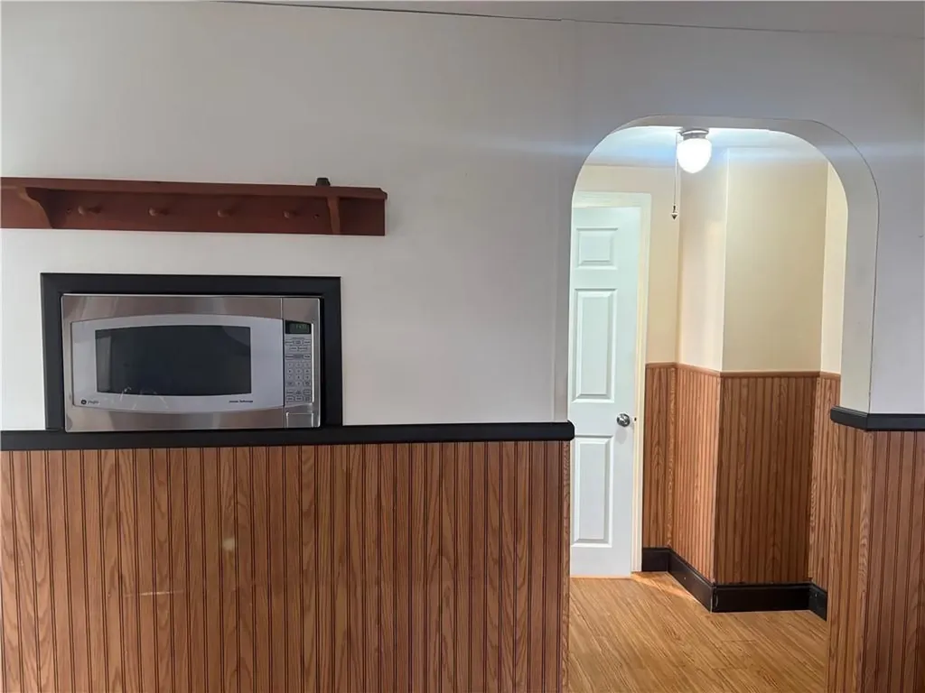357 Chapmans Avenue Warwick RI 02886