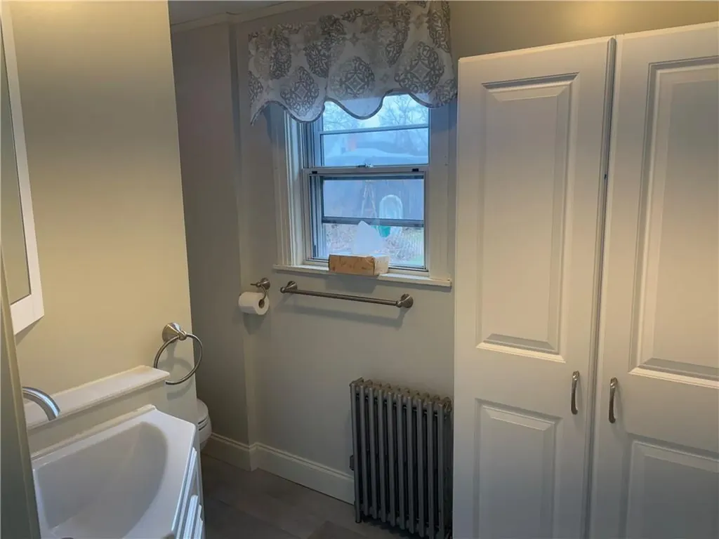 357 Chapmans Avenue Warwick RI 02886