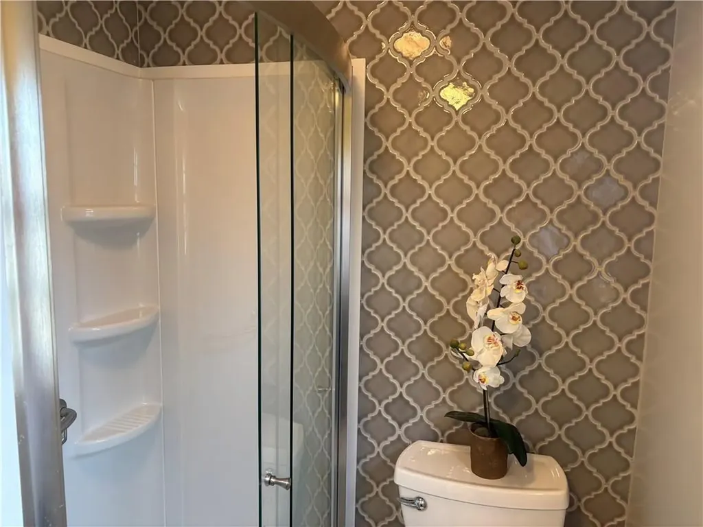 357 Chapmans Avenue Warwick RI 02886