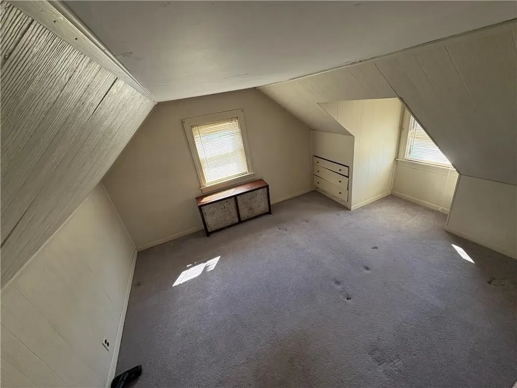 357 Chapmans Avenue Warwick RI 02886