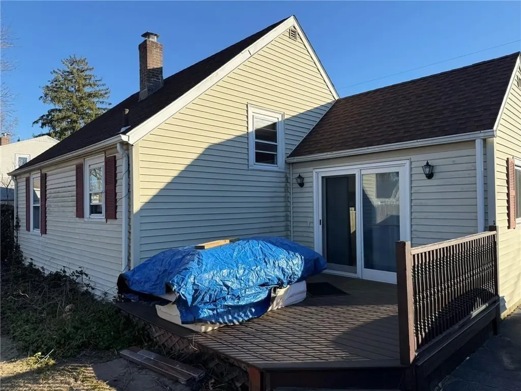 357 Chapmans Avenue Warwick RI 02886
