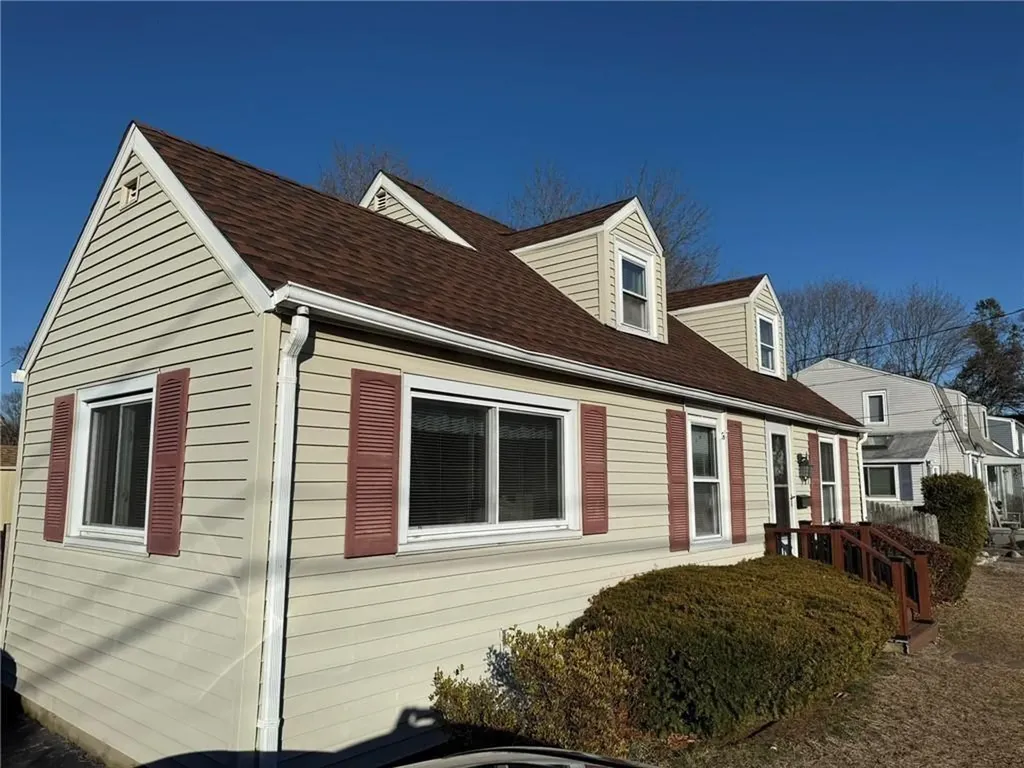 357 Chapmans Avenue Warwick RI 02886