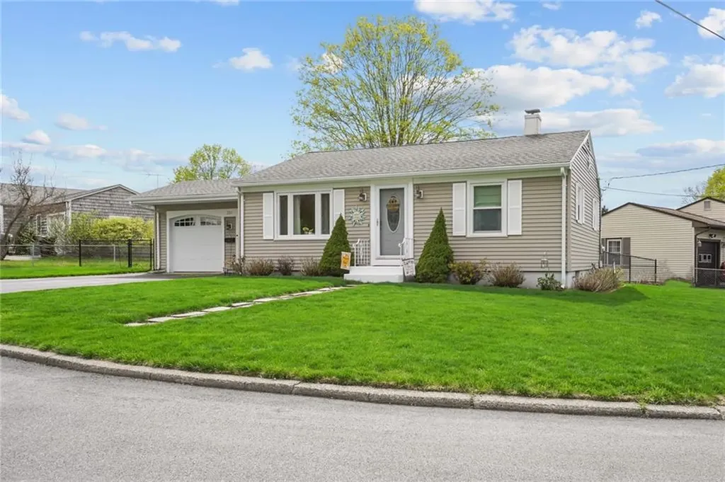 221 Patton Road Woonsocket RI 02895