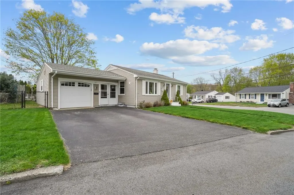 221 Patton Road Woonsocket RI 02895