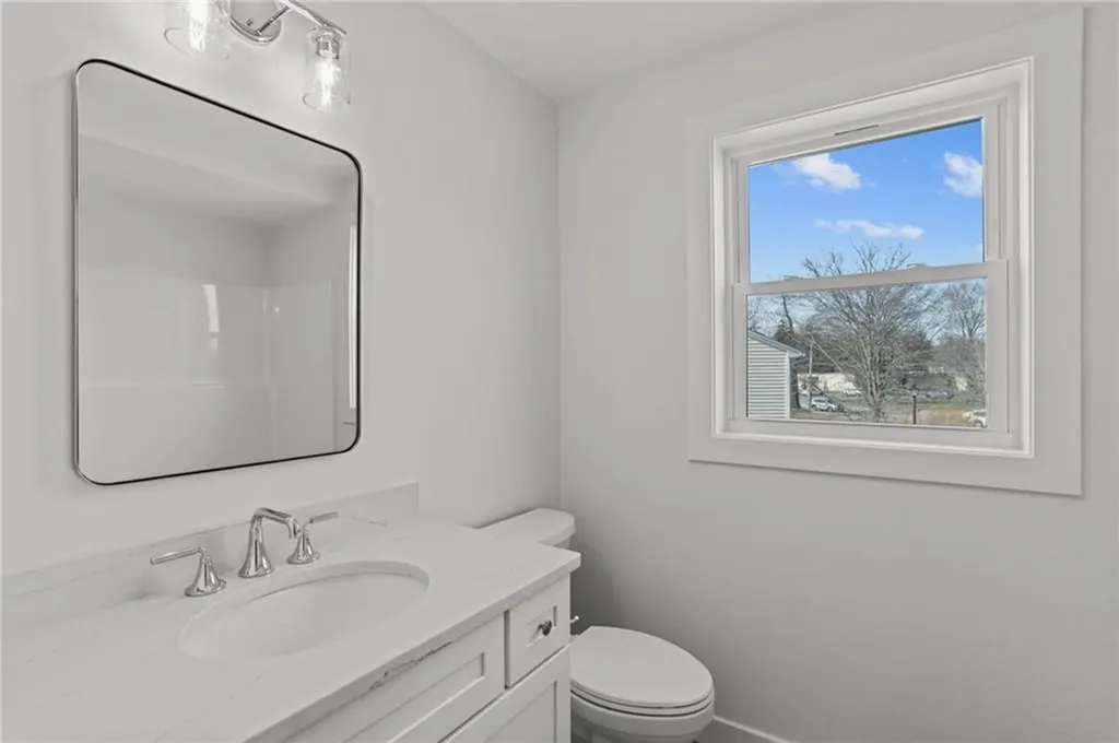 50 Red Maple Lane Warwick RI 02886