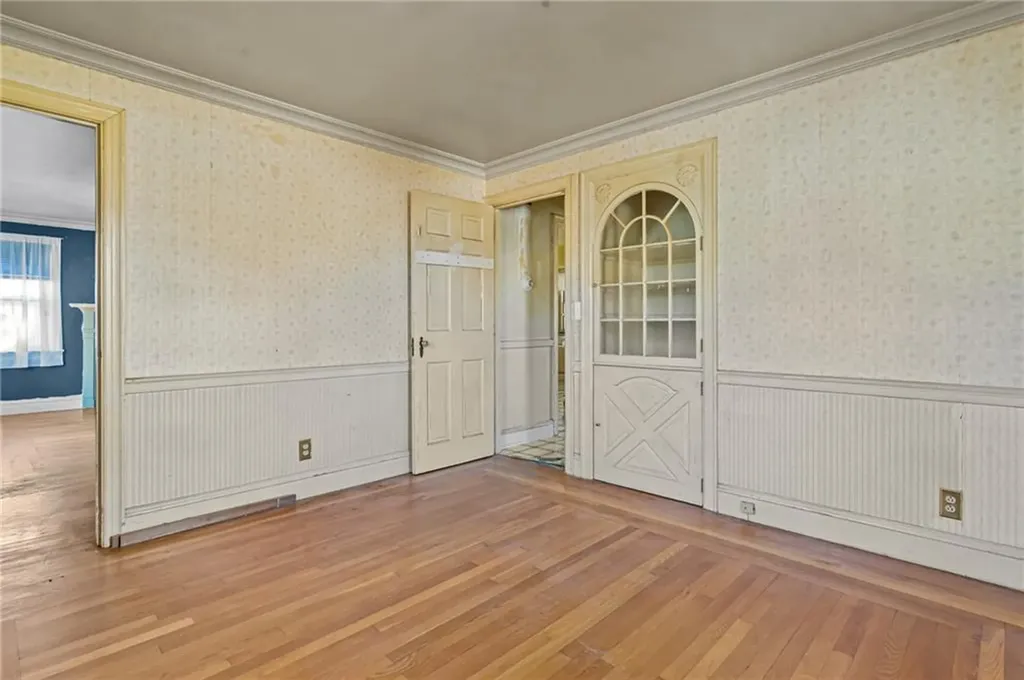 32 Dedham Avenue Providence RI 02909
