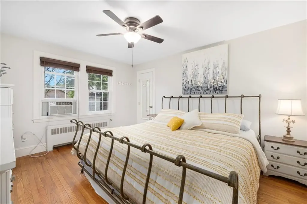 83 Myrtle Avenue Warwick RI 02886