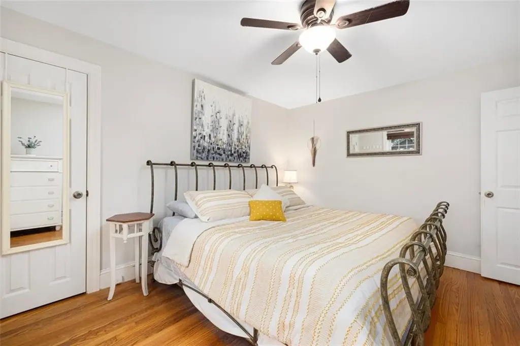 83 Myrtle Avenue Warwick RI 02886