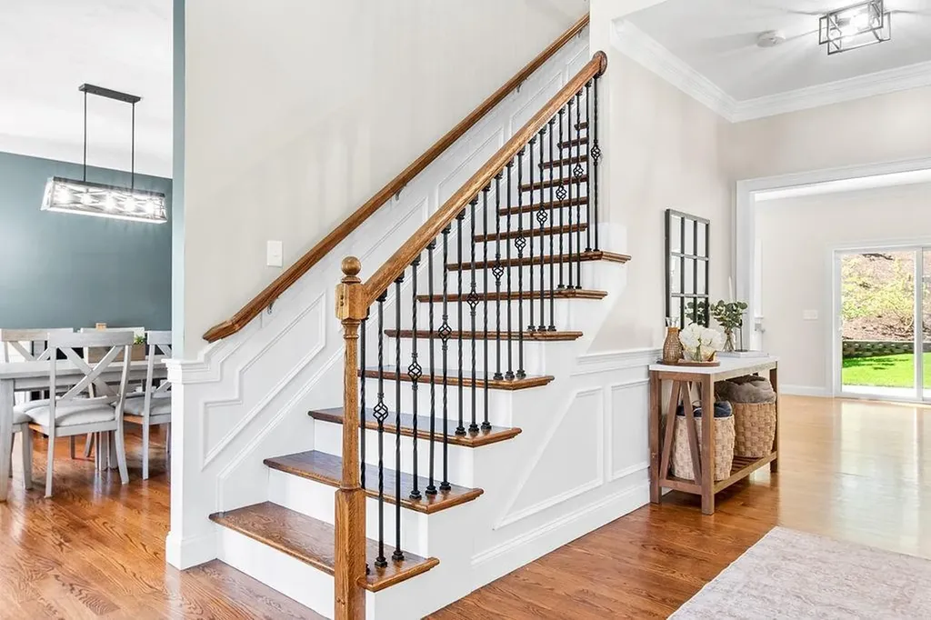 13 Vincent Way Cumberland RI 02864