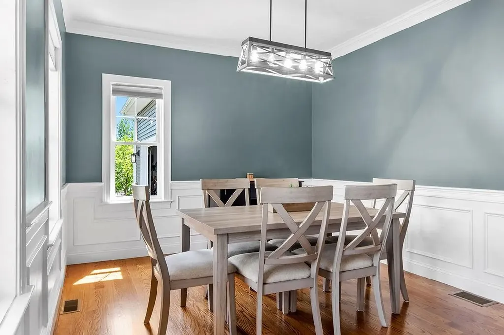 13 Vincent Way Cumberland RI 02864