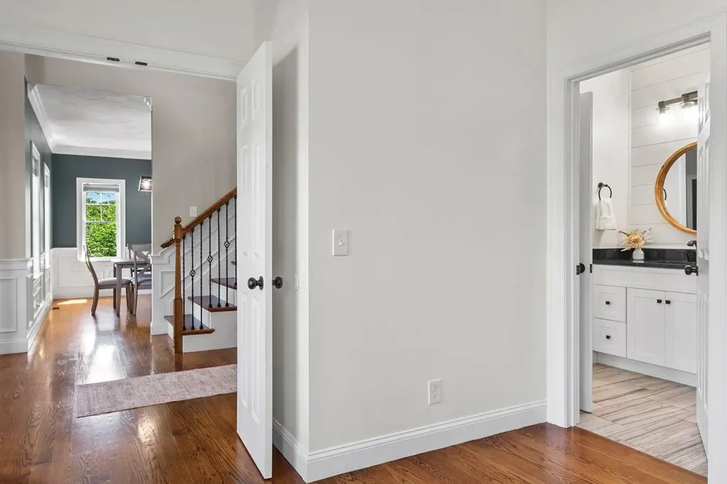 13 Vincent Way Cumberland RI 02864