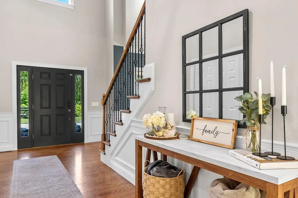 13 Vincent Way Cumberland RI 02864
