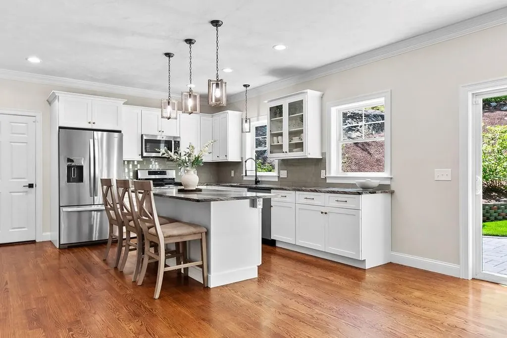 13 Vincent Way Cumberland RI 02864