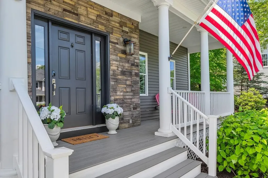 13 Vincent Way Cumberland RI 02864