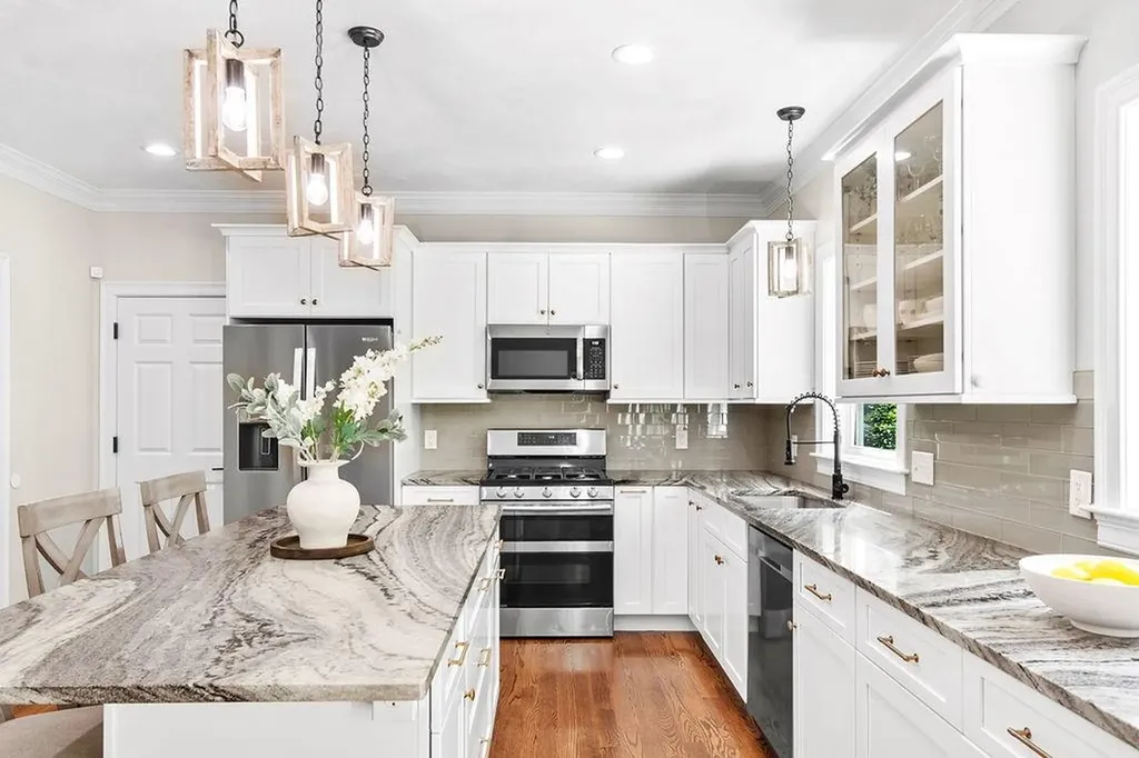 13 Vincent Way Cumberland RI 02864