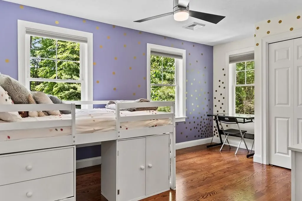 13 Vincent Way Cumberland RI 02864
