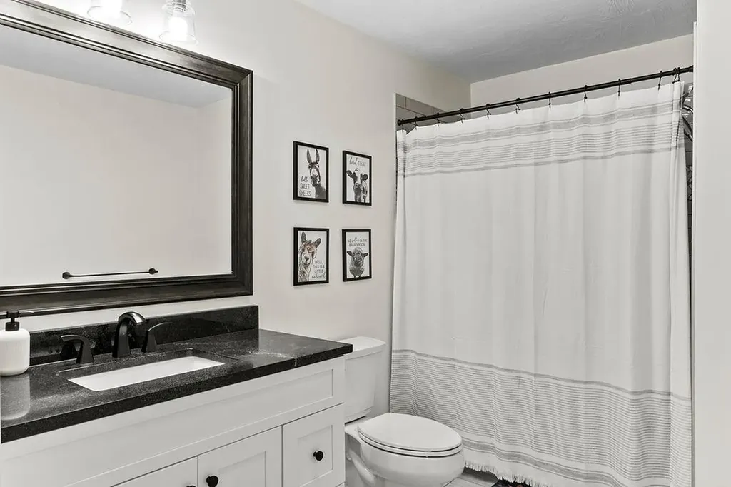 13 Vincent Way Cumberland RI 02864