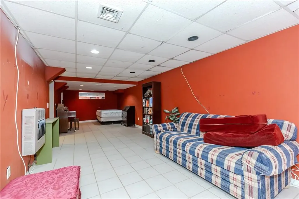 42 Batcheller Avenue Providence RI 02904
