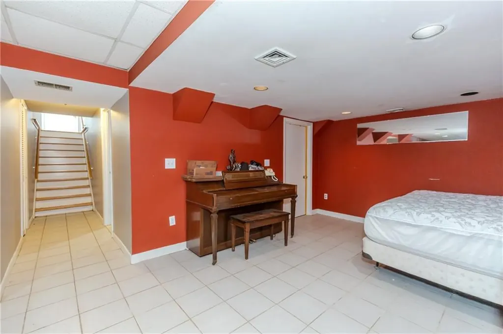 42 Batcheller Avenue Providence RI 02904