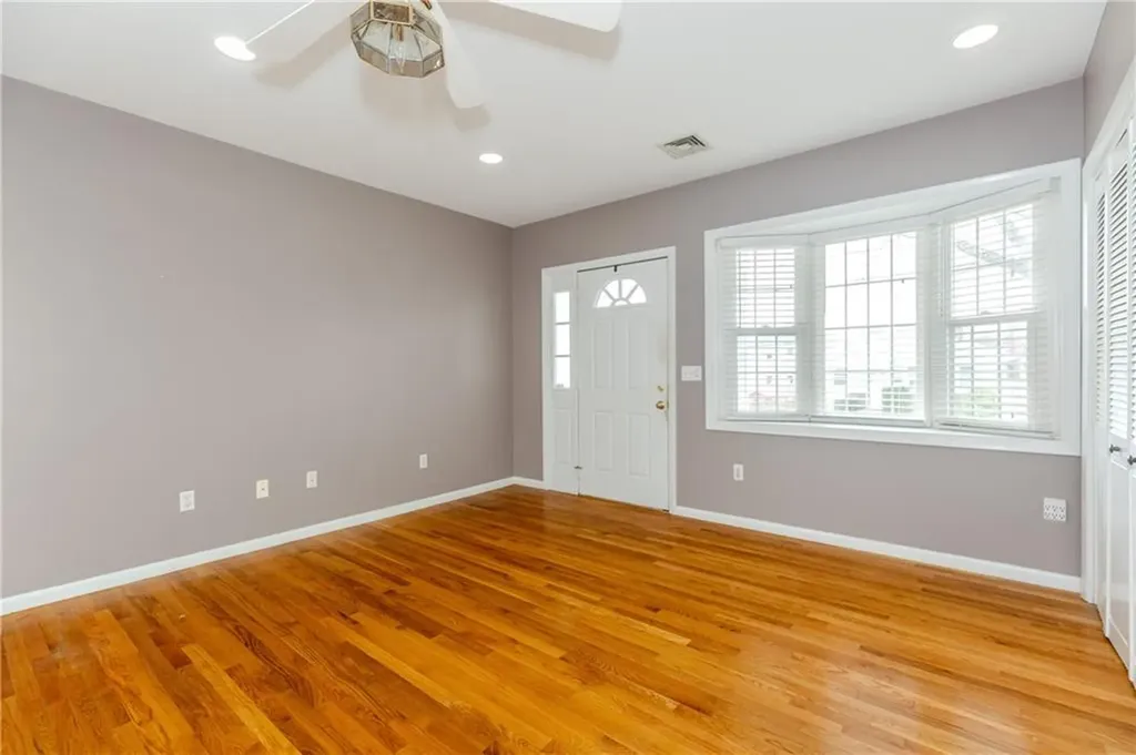 42 Batcheller Avenue Providence RI 02904