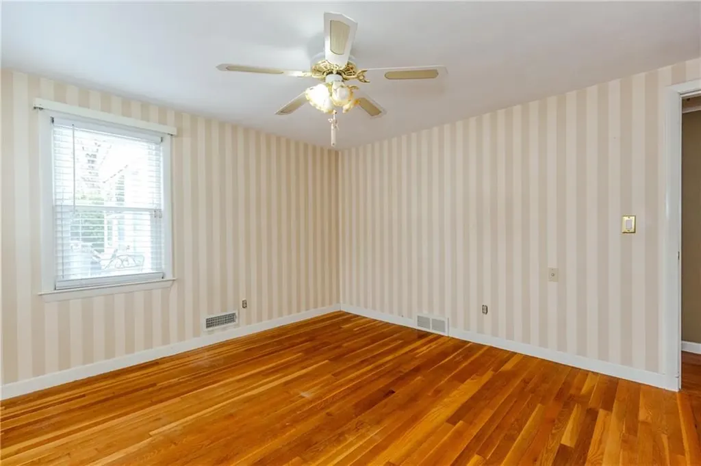 42 Batcheller Avenue Providence RI 02904