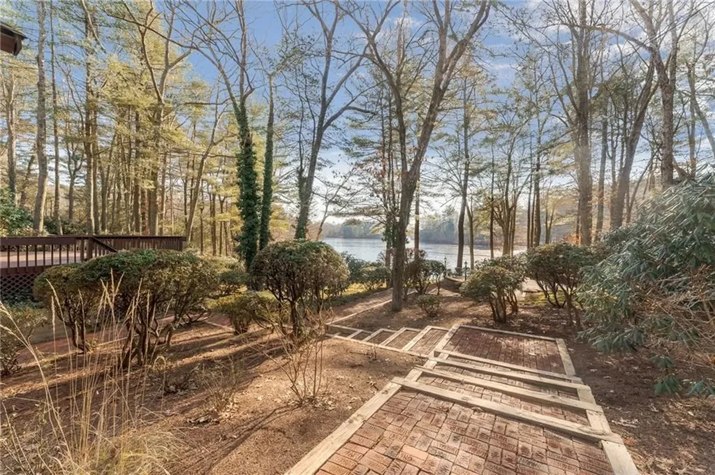 12 Georgiana Drive Cumberland RI 02864